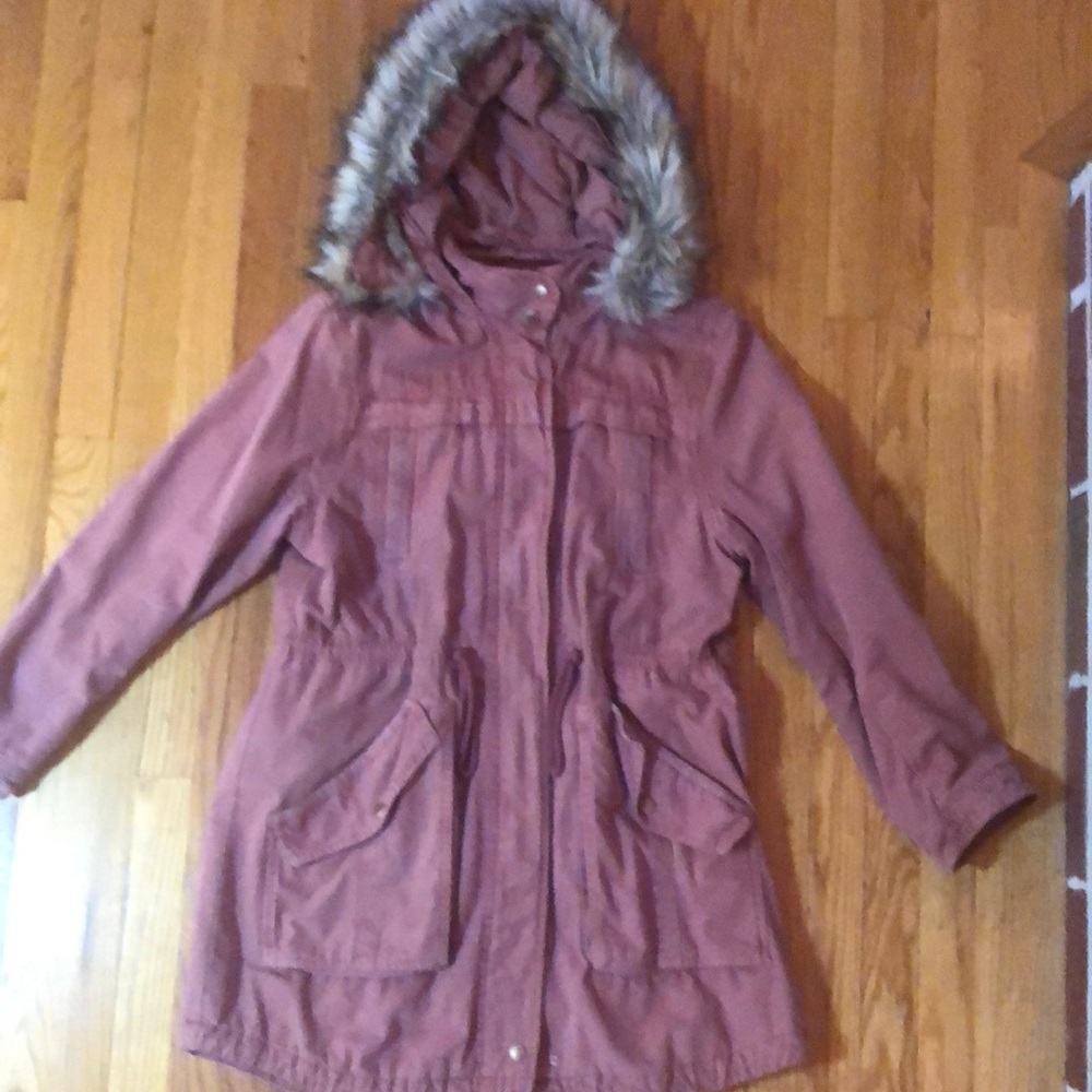 American Eagle Large dusty rose canvas women’s parka coat with faux fur hood